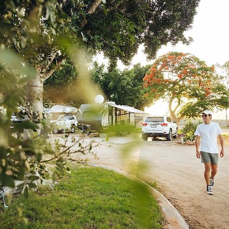 Capricorn Holiday Park Carnarvon Ngoại thất bức ảnh